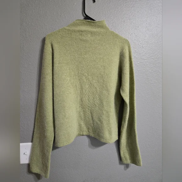 Vintage American Eagle Outfitters Green Fuzzy Cropped Mocked Neck Sweater Size L - Picture 12 of 12